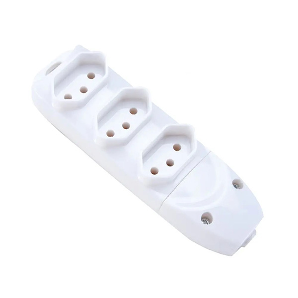 Tomada Múltipla 2P+T 10A 250V Branca Tramontina 57504/063 41035 41035