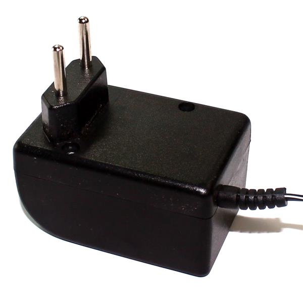 Conversor Estabilizado 4,5V 500mA Hayama VS 4550 P 14232 14232