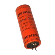 Capacitor Eletrolítico Ponta 200MF x 200V 940 940
